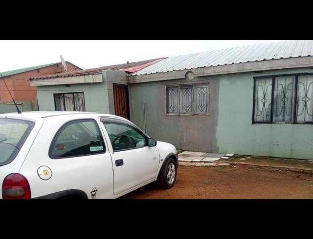 3 BEDROOM HOUSE FOR SALE IN PALM RIDGE